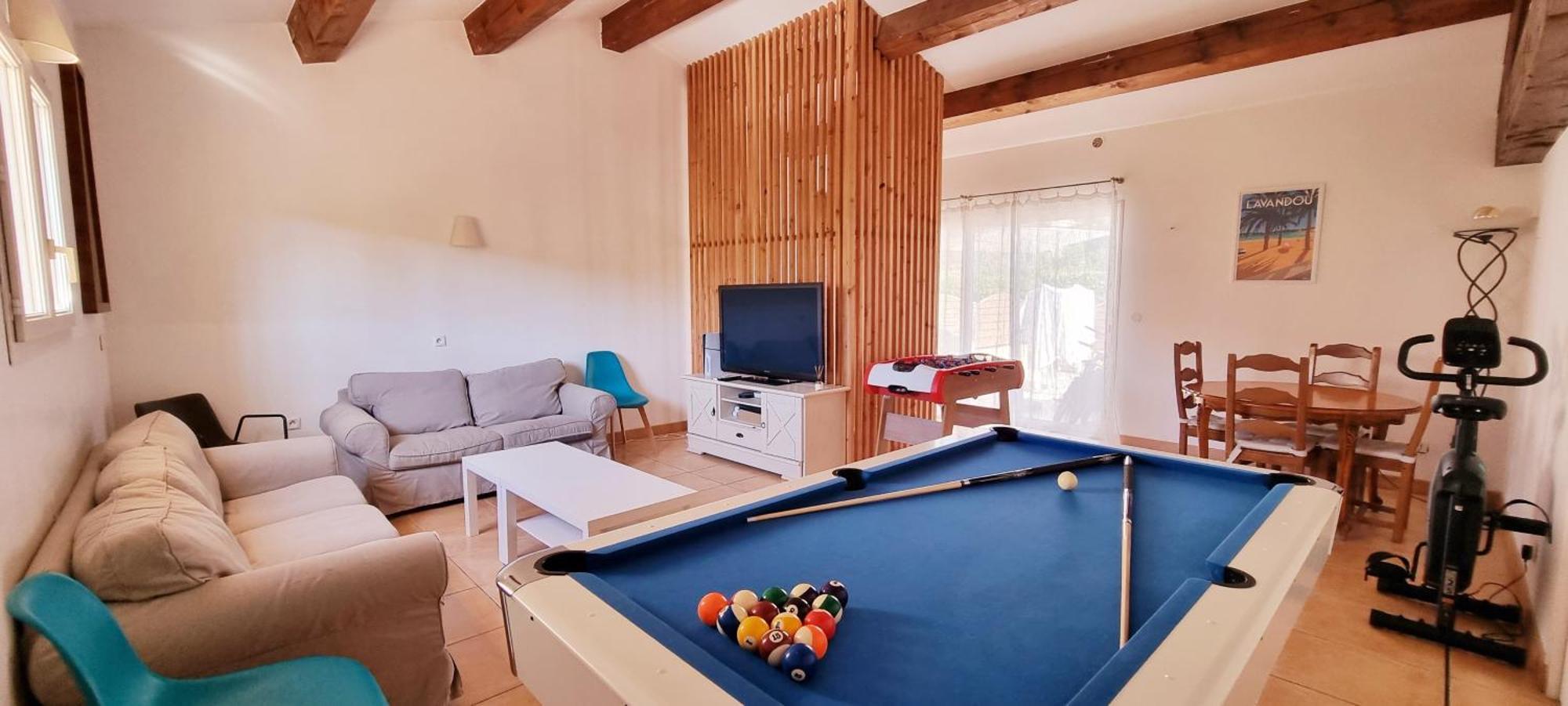 Prestigieuse 16 P Salle De Jeux Piscine Le Lavandou